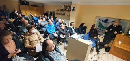2 Predavatelja dr. Jože Bavcon in dr. Blanka Ravnjak, Botanični vrt Ljubljana, Biotehniška fakulteta. Foto T. Stepišnik
